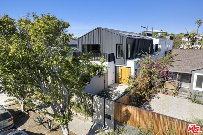 Photo - 627 Sunset Ave