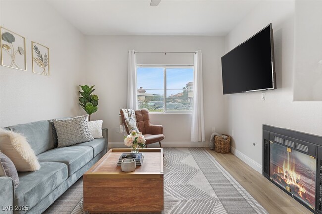 Photo - 8501 W University Ave Unidad 1006