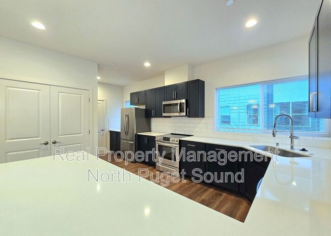 Photo - 17417 W Main St