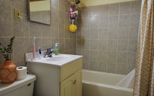 Photo - Gorgeous Brookline Apt w Heat Included and Laundry in Unit!  Near BU Campus!