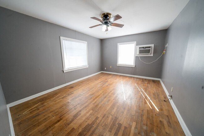 Photo - 2218 1/2 Chapman St Unit 2