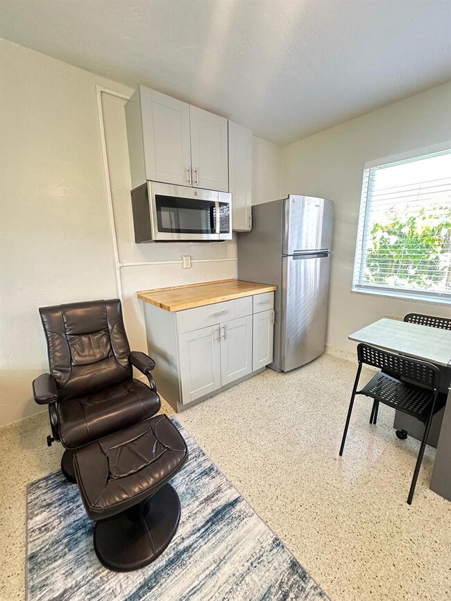 Photo - 1712 Fletcher St Unidad 3