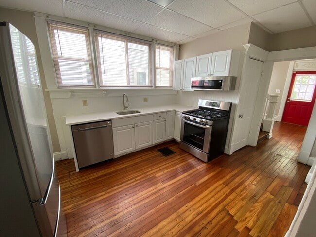 Photo - 149 W Norwich Ave Unit 149
