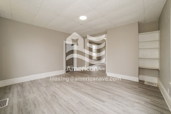 Photo - 1319 N Broadway St