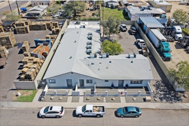 Building Photo - 6633-6637 N 58th Drive Glendale AZ 10 Plex Apartments