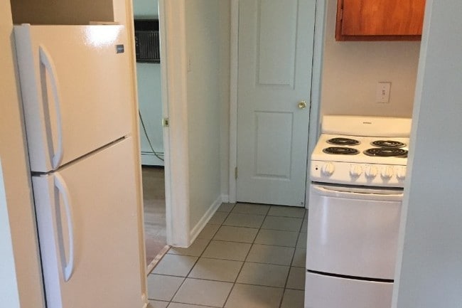 Photo - 4304 W 13 Mile Rd Unit 7