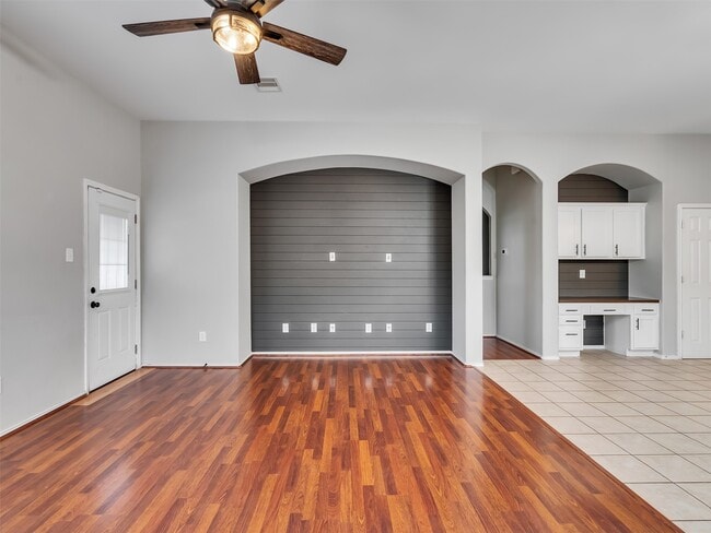 Building Photo - 3417 Cypress Village Dr