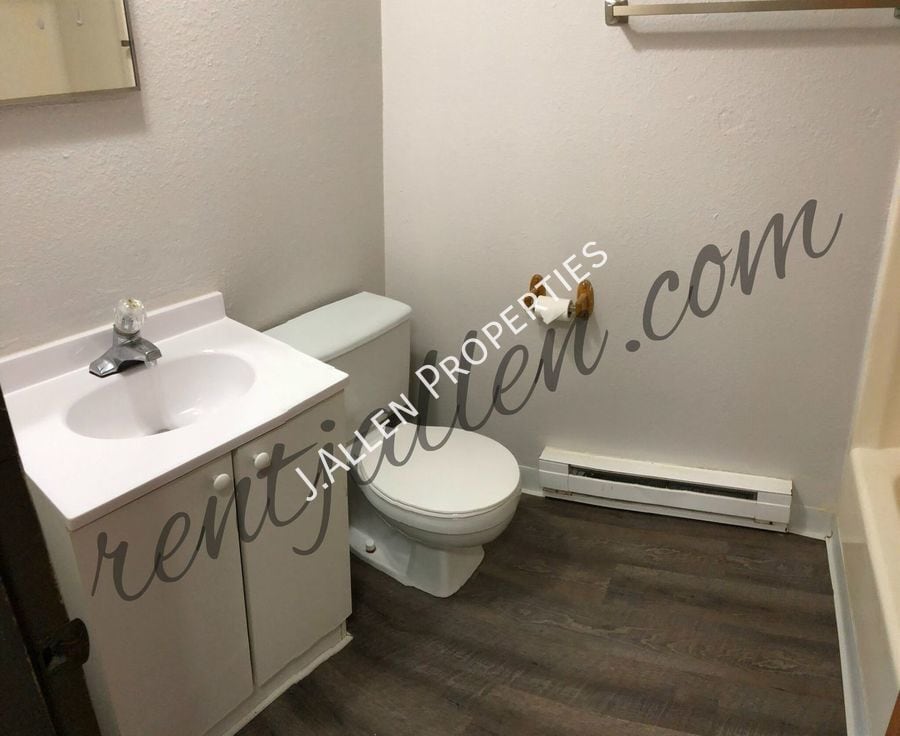 Photo - 1805 Parker Cir Unit H