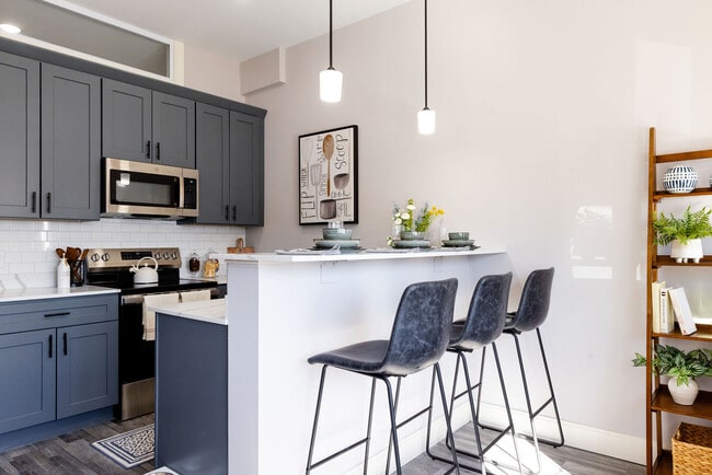 The Residence at 1555 Elm