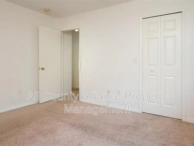 Photo - 4119 Gradstone Pl