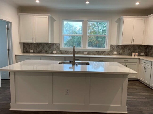 Photo - 3391 Catalan Aly