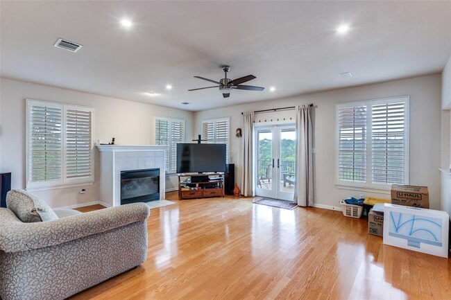 Photo - 9604 Crenata Cove