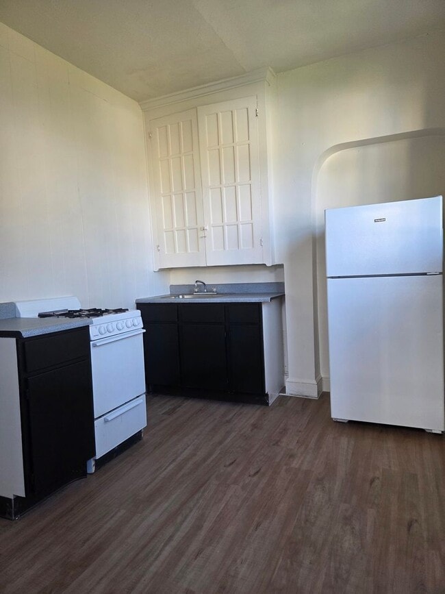 410 S Pershing Ave Unit 410 S. PERSHING AVE. #1
