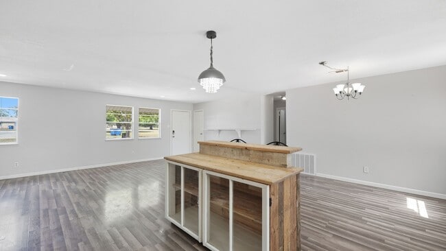 Photo - 200 Valley Acres Dr