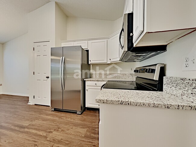 Photo - 5359 Vivera Ln