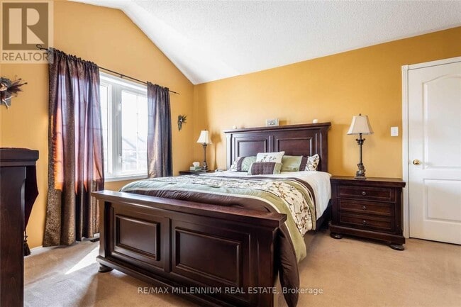 Photo - 13 Dawson Crescent