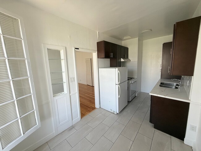 Photo - 318 S Kingsley Dr Unidad 302