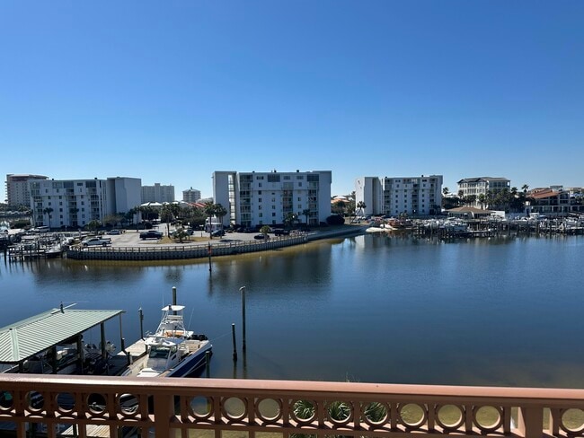 Photo - 724 Harbor Blvd