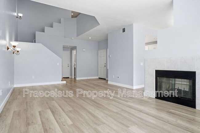 Photo - 1389 Serena Cir