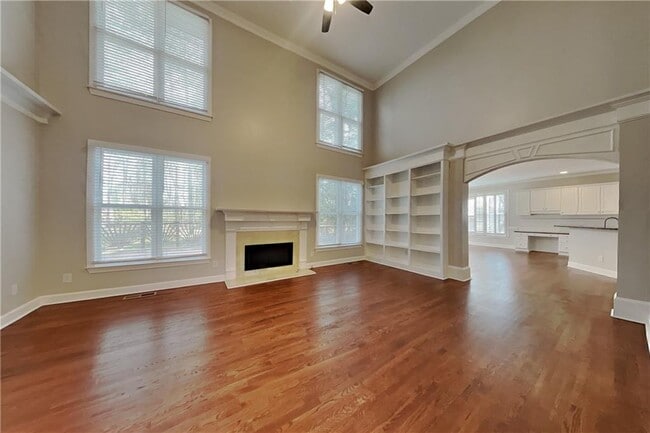 Photo - 500 Abernathy Oaks Way