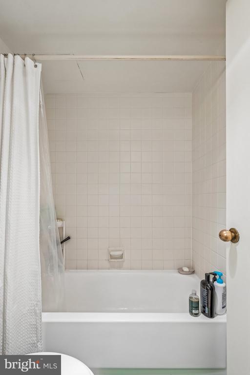 Photo - 2020 Walnut St Unit 28A