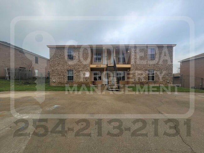 Building Photo - 2807 Leroy Cir