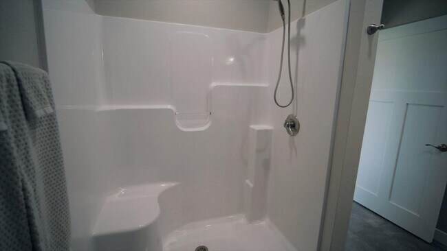 Photo - 812 Parkside Ln
