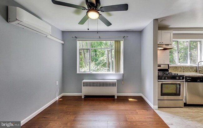 Photo - 10301 Montrose Ave Unit 101