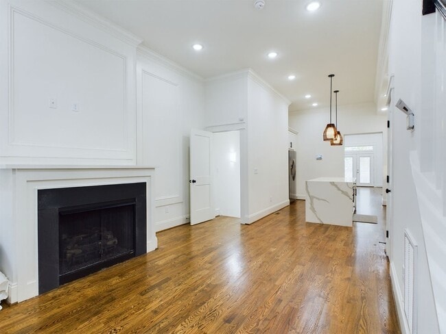 Photo - 2515 E Franklin St