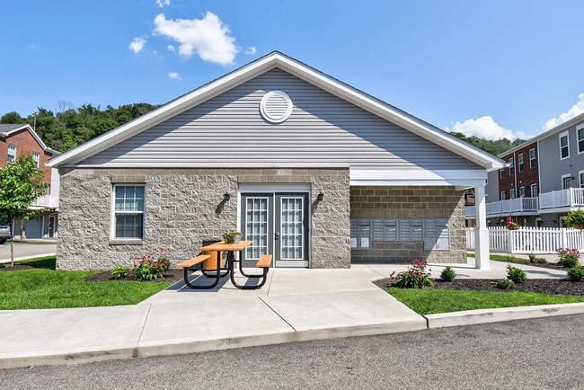 Photo - Labelle Greene I