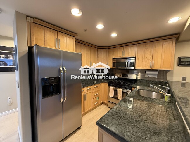 Photo - 6514 Phinney Ave N