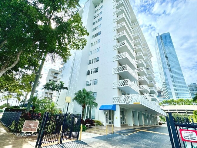 Building Photo - 1430 Brickell Bay Dr Unit 301