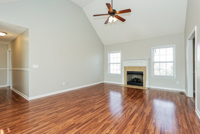 Photo - 3128 Hardwood Dr