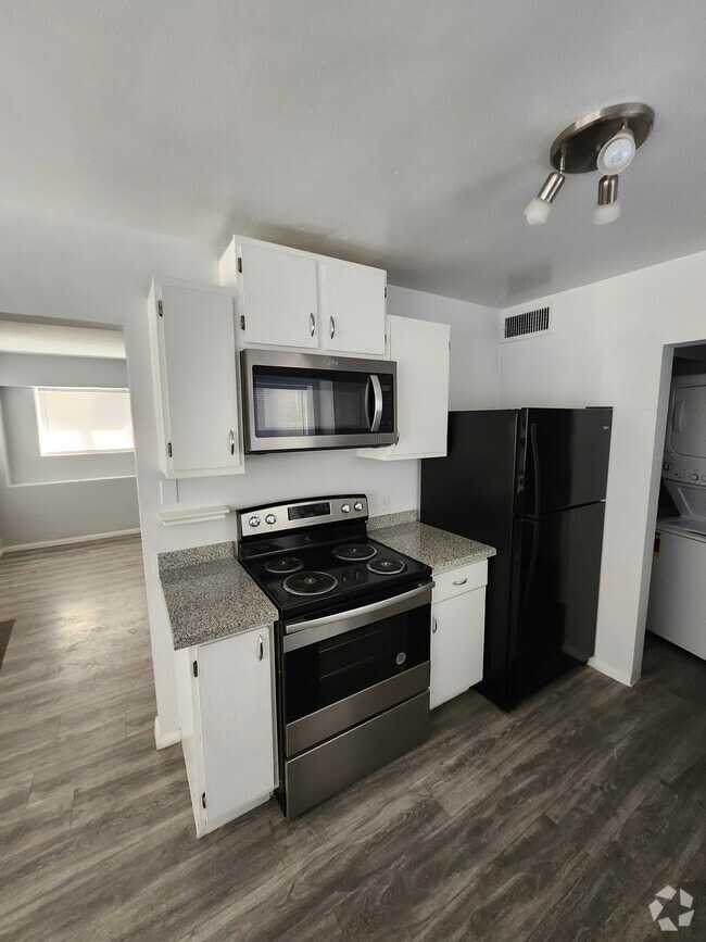 Building Photo - 321 S 10th St Unit 312 Rental