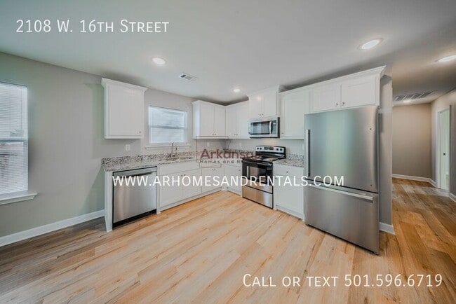 Photo - 2108 W 16th St