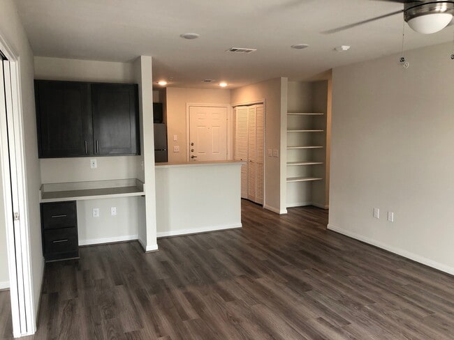 Photo - The Huntington at College Station -55+ Living