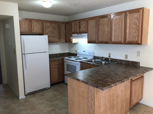 Photo - 1111 W 7th St Unidad 1111-A W 7th (353)