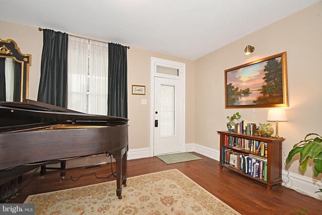 Photo - 29 N Harrison St