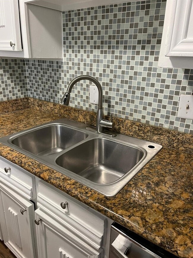 Photo - 6402 Del Monte Dr Unit 72