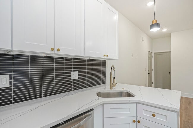 Photo - 1822 S 20th St Unit 1