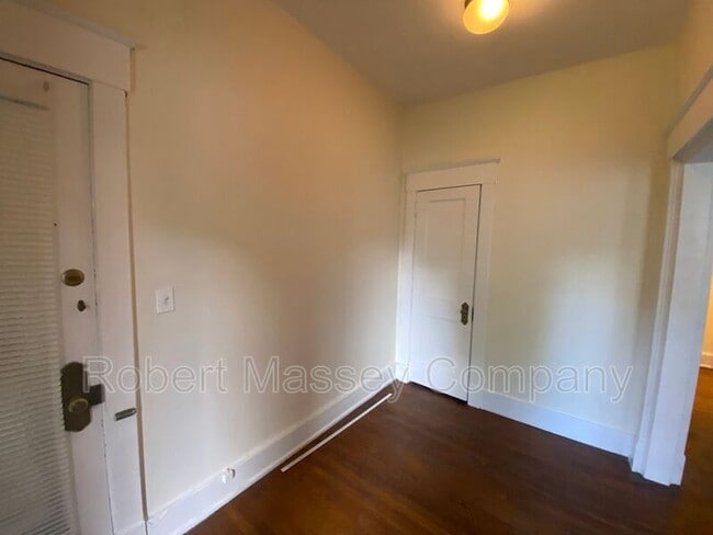 Photo - 2014 Cherokee Pkwy Unit E