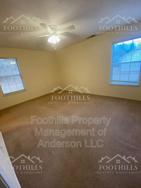 Photo - 307 Green Forest Dr