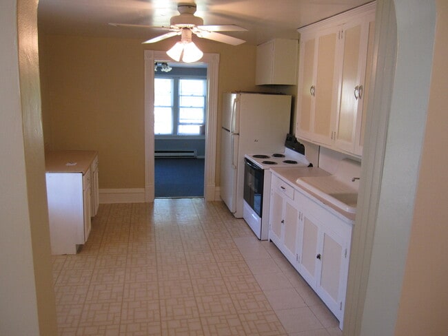 Photo - 804 4th S St Unit Apt 3