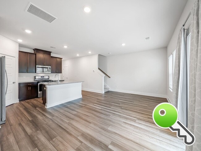 Photo - Beautiful 3 Bed / 2.5 Bath Home with Garage in Simpsonville