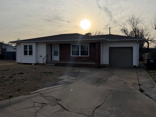 Photo - 4004 Blaine Rd