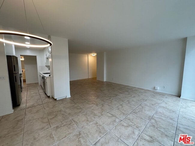 Photo - 10747 Wilshire Blvd Apartamento Unidad 101
