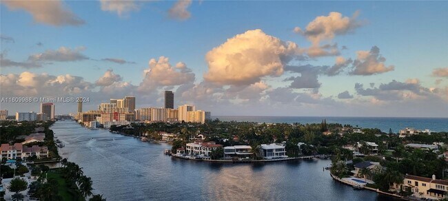 Photo - 20515 E Country Club Dr Unidad 1543