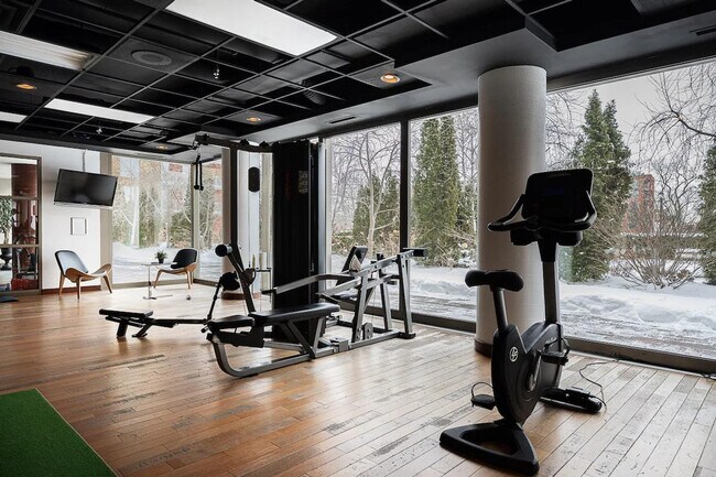 Photo - 151 Av. Atwater Unit ID1261844P