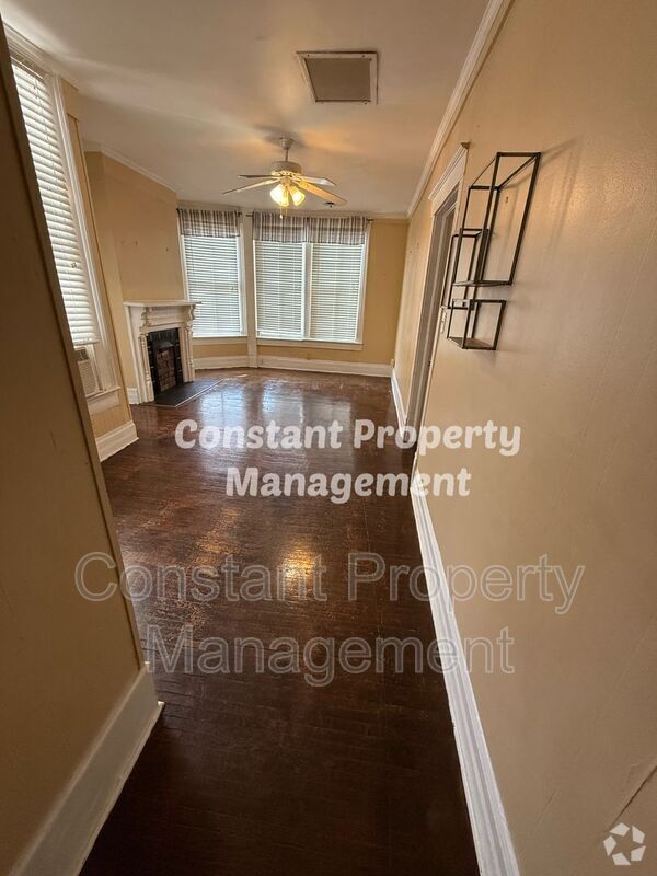 Building Photo - 1061 High St Rental