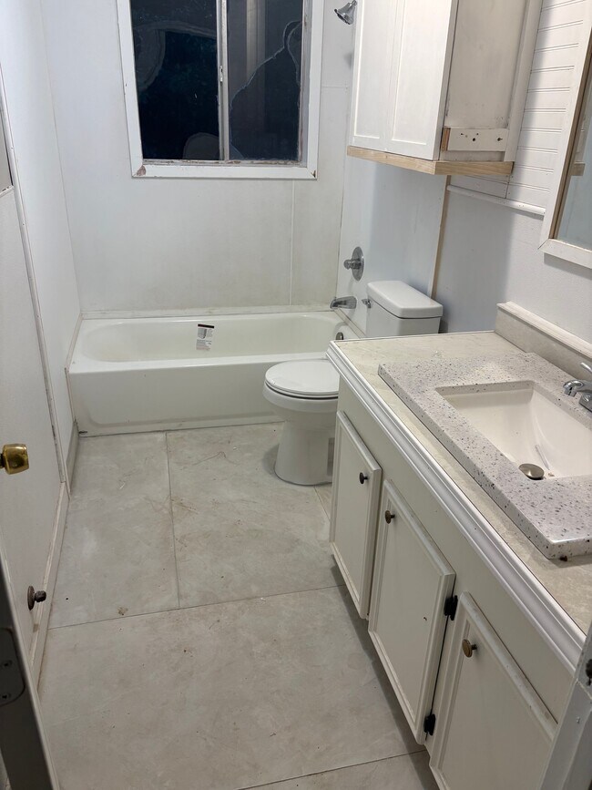 Photo - 1112 Sweet Briar St
